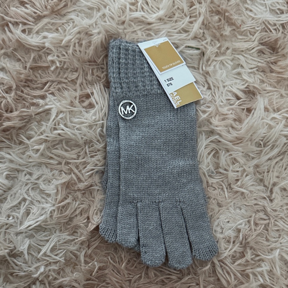 Michael Kors Charcoal Knit Gloves
